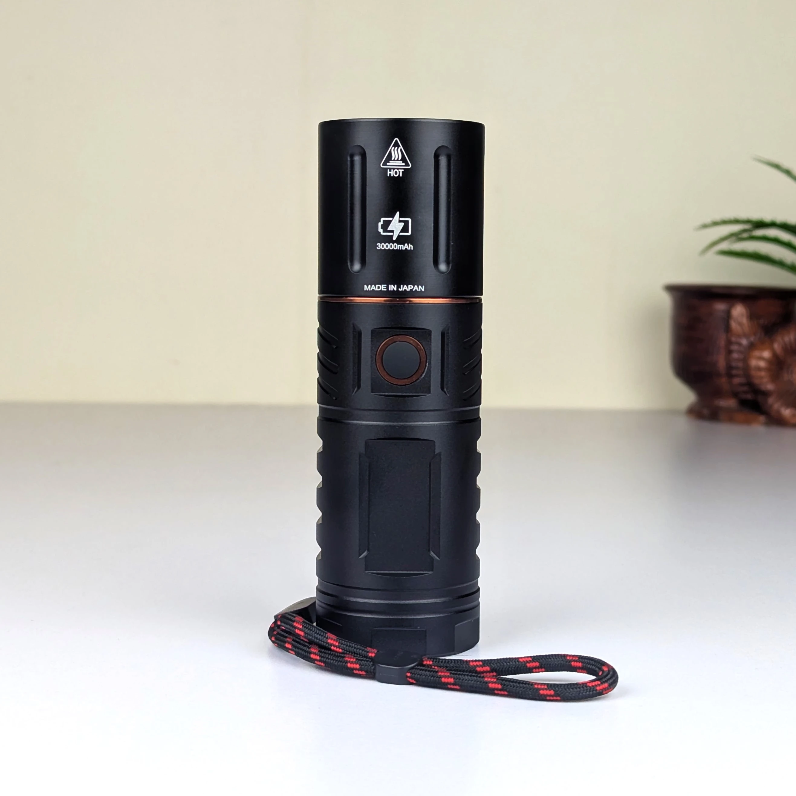 Strong Light Lamp T40 LED Flashlight stand up